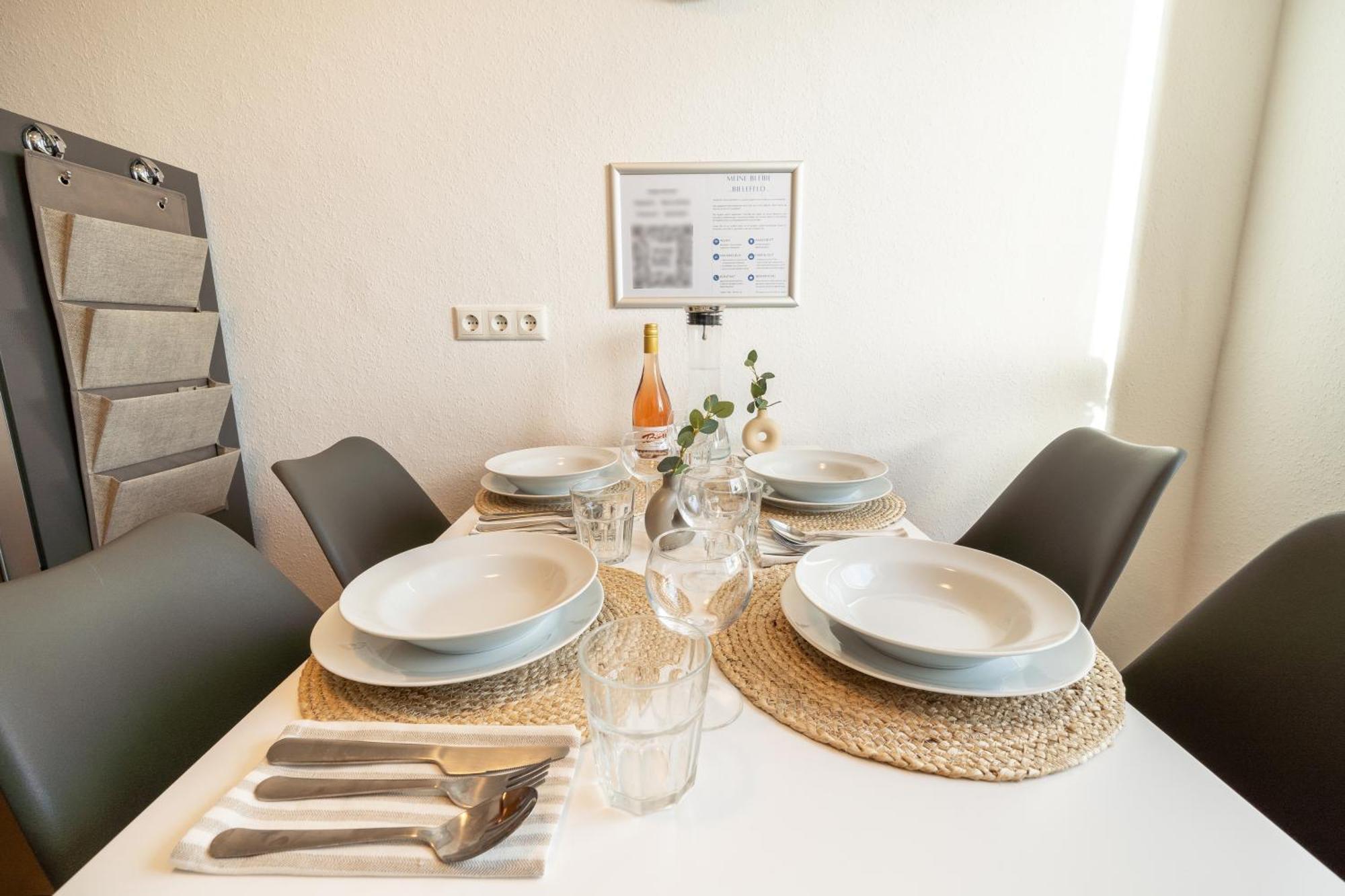 Cityapartment Wagner Mit Netlix Bielefeld Esterno foto